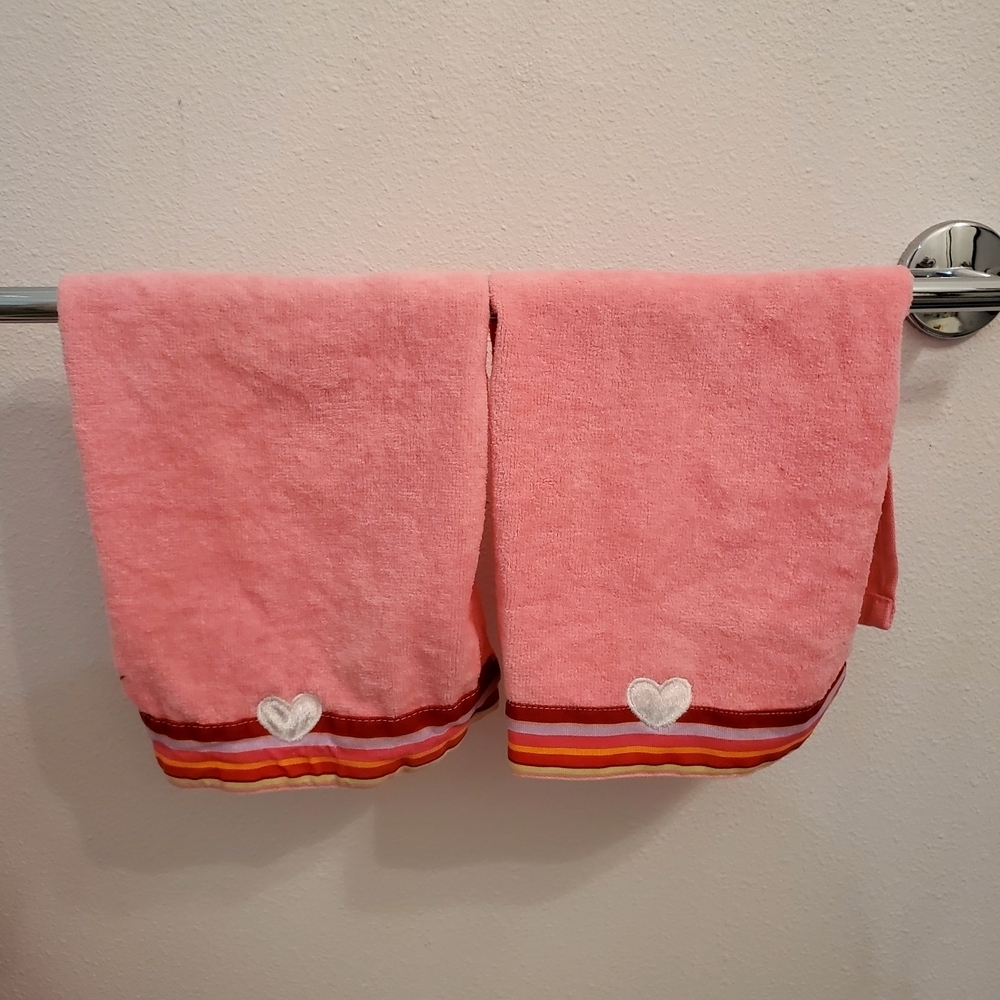 Pink Heart-Embroidered Kids Towel Set - Picture 1 of 6